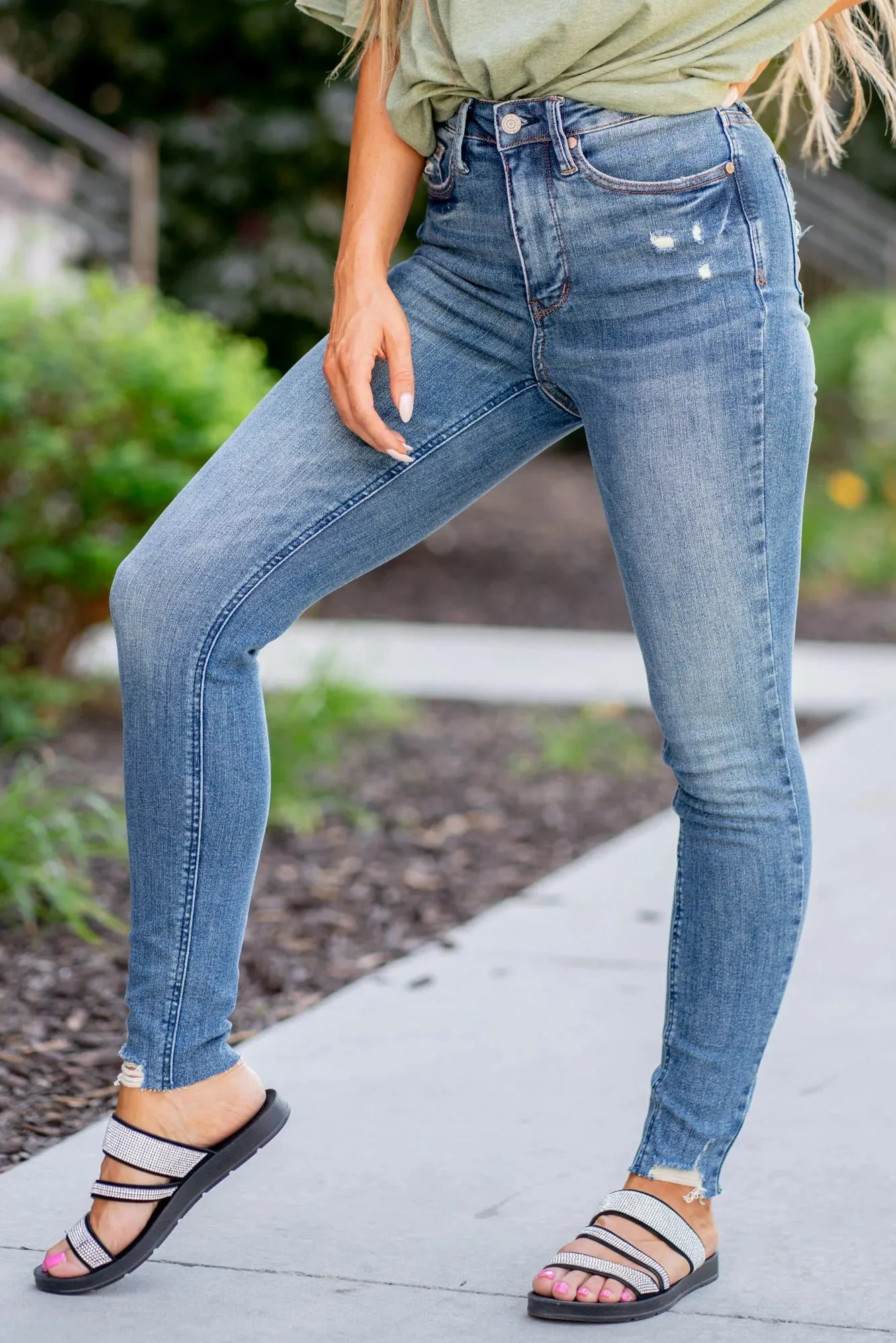 Hi Waist Tummy Control Vintage Wash Hem Destroy Skinny